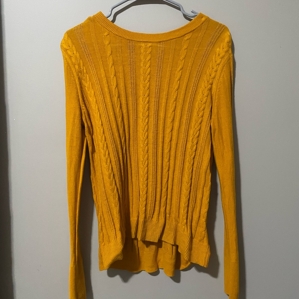 target , size medium , harvest yellow sweater
